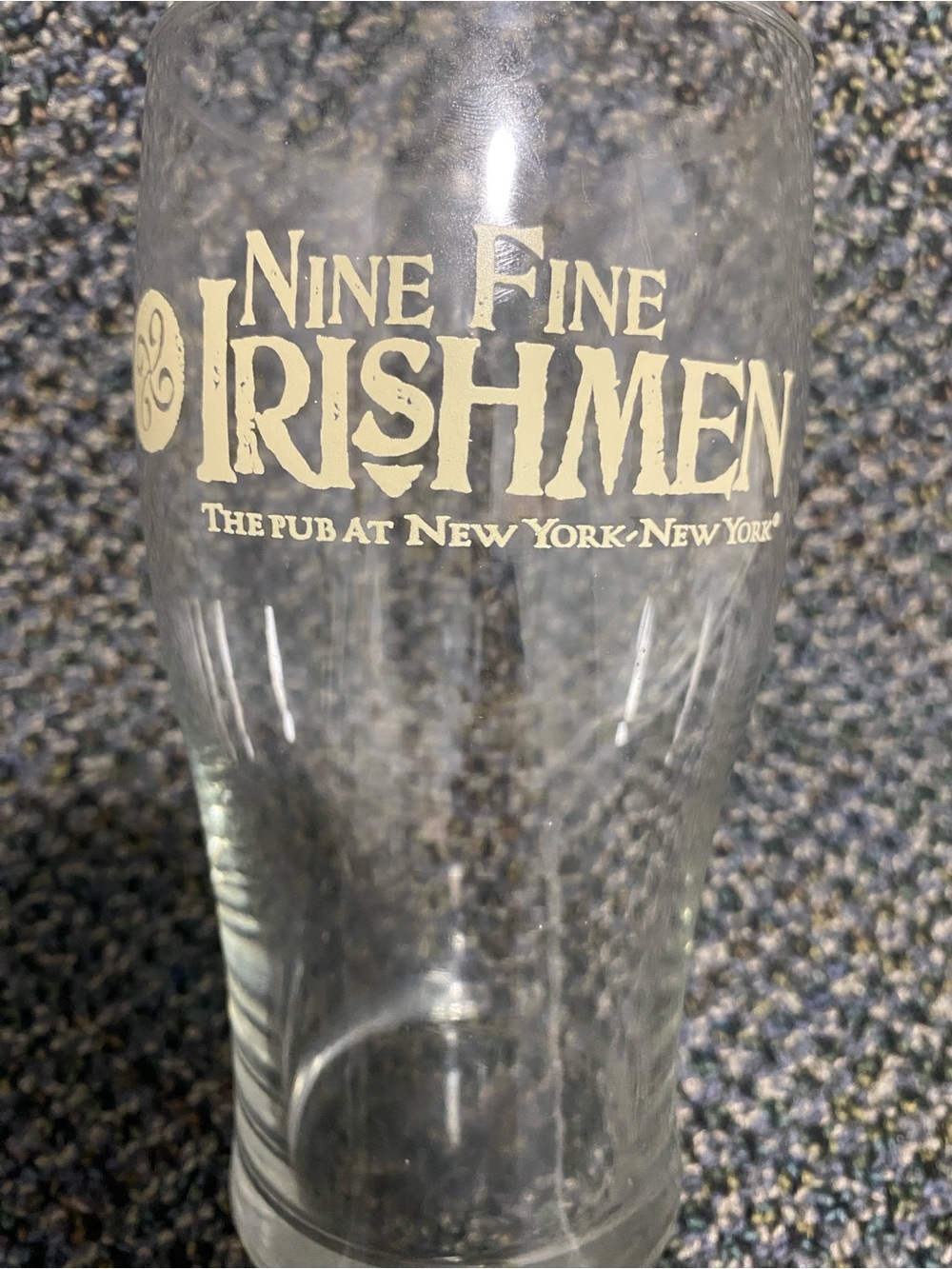 Las Vegas Nine Fine Irishmen souvenir Pint Beer Glass. - Picture 2 of 2